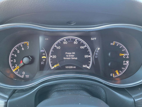 Used 2021 Jeep Grand Cherokee Laredo image 18