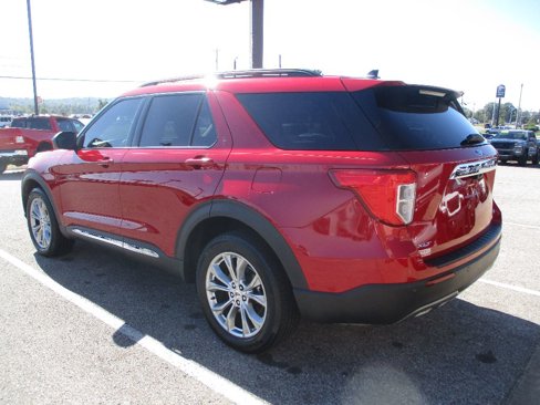 Used 2021 Ford Explorer XLT w/ Equipment Group 202A image 21
