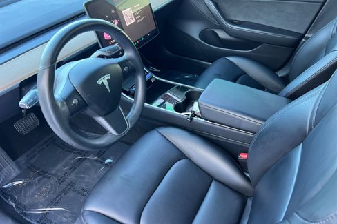 Used 2018 Tesla Model 3 image 10