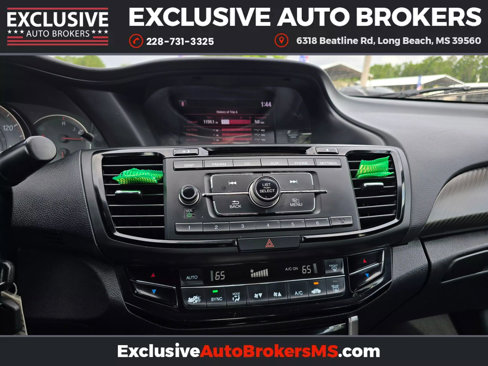 Used 2017 Honda Accord Sport image 27