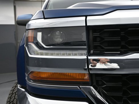 Used 2017 Chevrolet Silverado 1500 LT w/ All Star Edition image 14