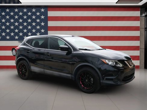 Used 2019 Nissan Rogue Sport S w/ Appearance Package image 8