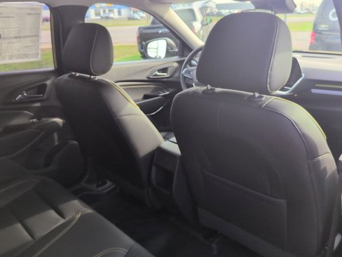 New 2025 Chevrolet Trax ACTIV w/ Driver Confidence Package image 25