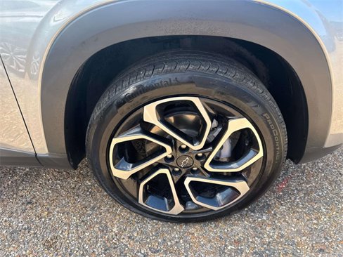 Certified 2025 Chevrolet Trax RS w/ Sunroof Package image 5