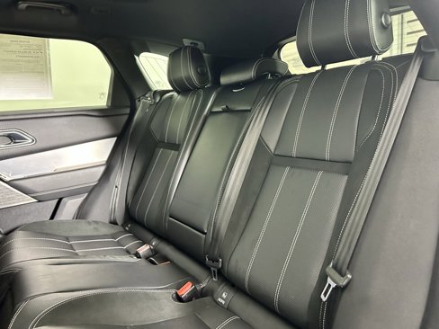Used 2019 Land Rover Range Rover Velar R-Dynamic SE image 20