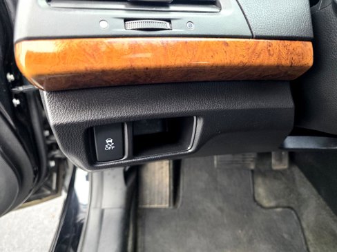 Used 2012 Honda Accord EX-L image 18