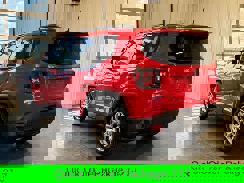 Used 2018 Jeep Renegade Latitude image 2
