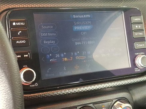 Used 2023 Nissan Kicks SV image 3