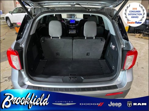 Used 2022 Ford Explorer Limited w/ Equipment Group 301A image 13