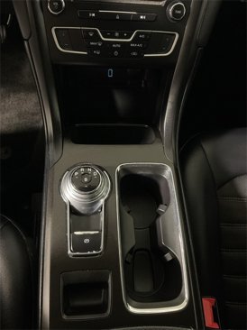 Used 2018 Ford Fusion SE w/ Equipment Group 201A image 28