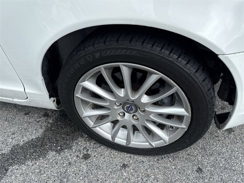 Used 2008 Volvo C70 T5 image 11