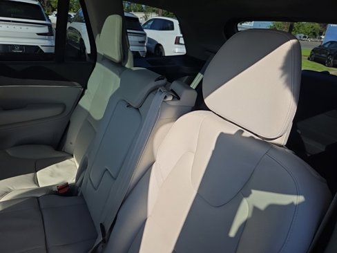 Certified 2023 Volvo XC90 B6 Plus w/ Protection Package Premier image 6