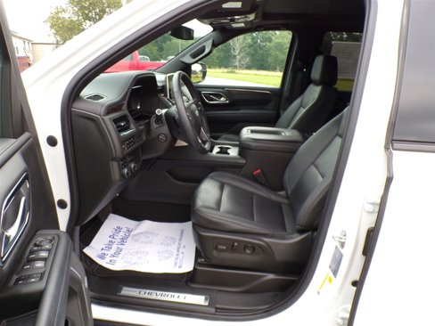 Used 2022 Chevrolet Tahoe Z71 w/ Luxury Package image 33