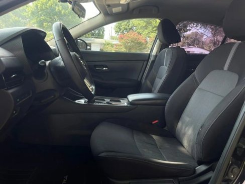Used 2021 Nissan Sentra SV image 8
