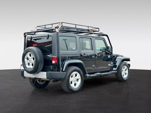 Used 2014 Jeep Wrangler Unlimited Sahara image 7