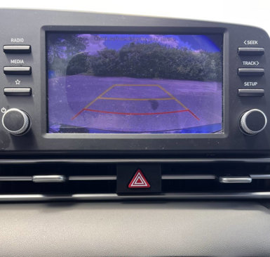 Used 2021 Hyundai Elantra SE image 25