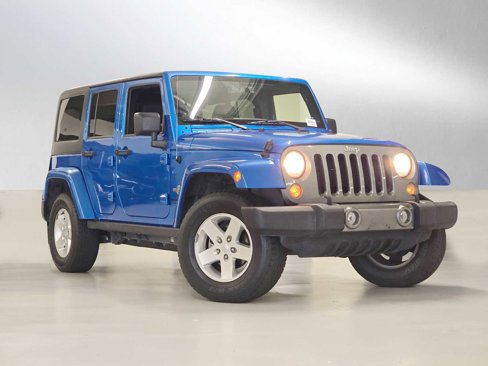 Used 2014 Jeep Wrangler Freedom Edition image 1