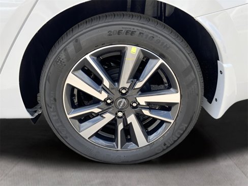 New 2025 Nissan Versa SV w/ Trunk Package image 19