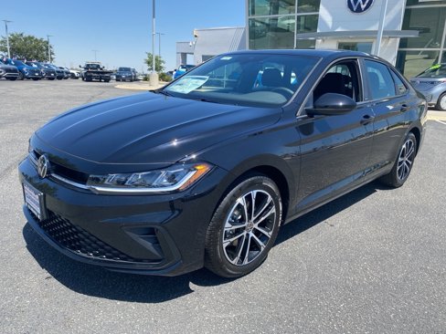 New 2025 Volkswagen Jetta Sport image 3