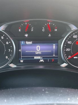 Used 2023 GMC Terrain SLE w/ Driver Convenience Package image 10