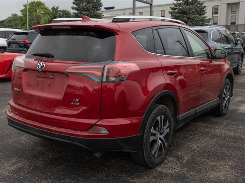 Used 2016 Toyota RAV4 LE image 6