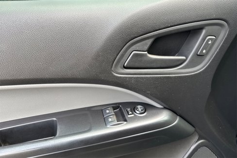 Used 2019 Chevrolet Colorado W/T w/ WT Convenience Package image 14