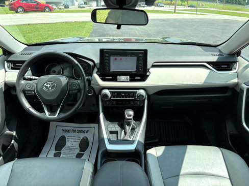 Used 2020 Toyota RAV4 XLE Premium image 22