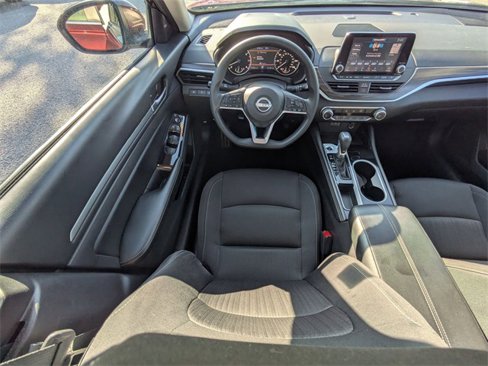 Used 2023 Nissan Altima 2.5 SV image 30