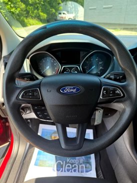 Used 2016 Ford Focus SE image 19