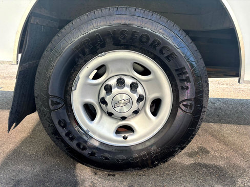 Used 2019 Chevrolet Express 3500 w/ Power Convenience Package image 18