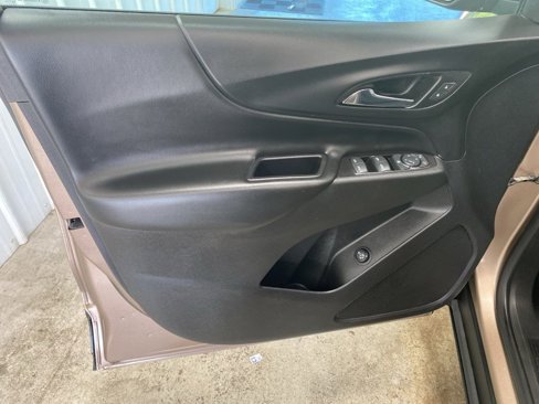 Used 2019 Chevrolet Equinox LT image 26