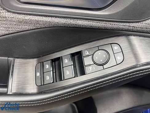 Used 2023 Nissan Rogue SV image 18