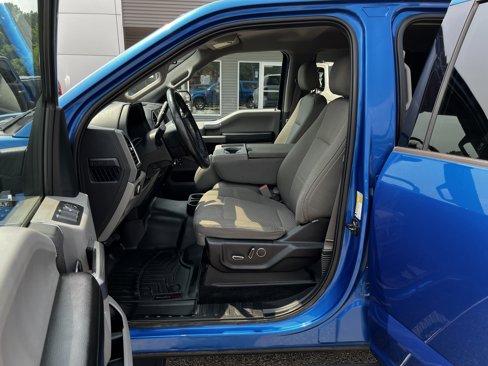 Used 2015 Ford F150 XLT w/ Equipment Group 302A Luxury image 9
