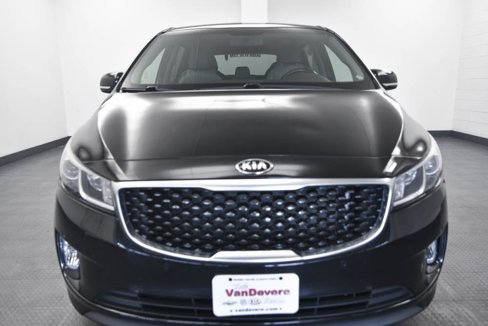 Used 2017 Kia Sedona EX image 2