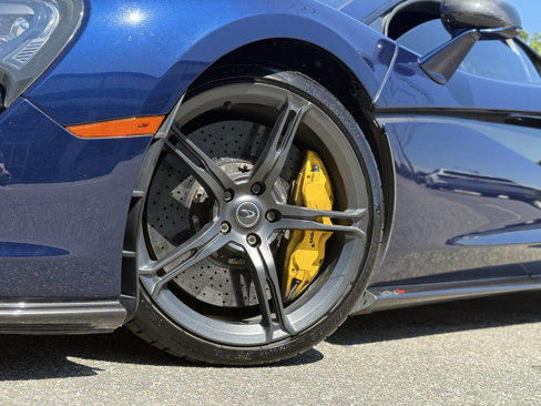 Used 2016 McLaren 570S Coupe image 11