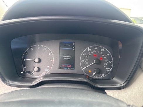 Used 2024 Toyota Corolla LE image 9