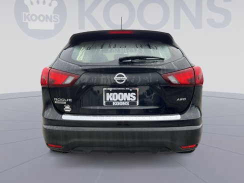 Used 2018 Nissan Rogue Sport S w/ S Appearance Package image 5