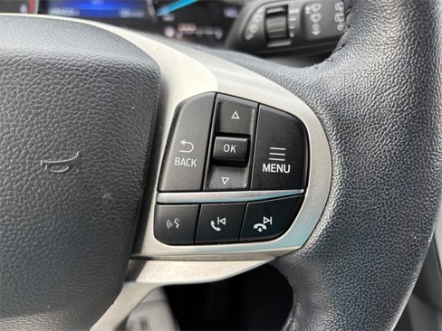 Used 2022 Ford Explorer XLT w/ Equipment Group 202A image 19