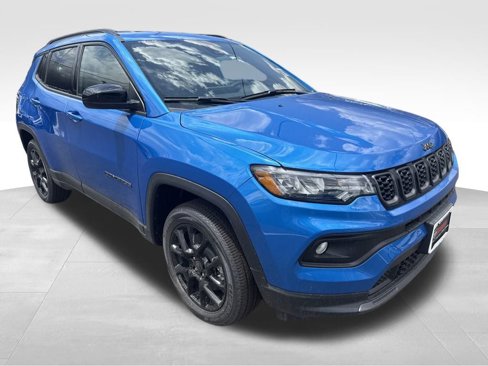 New 2025 Jeep Compass Latitude w/ Altitude Special Edition image 16