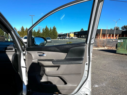 Used 2015 Honda Odyssey EX-L image 19