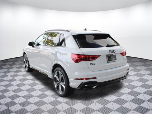 Used 2022 Audi Q3 2.0T Premium Plus image 3