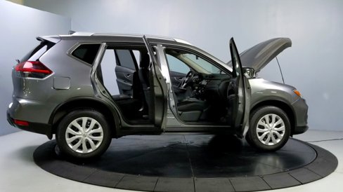 Used 2017 Nissan Rogue S w/ S Appearance Package image 15