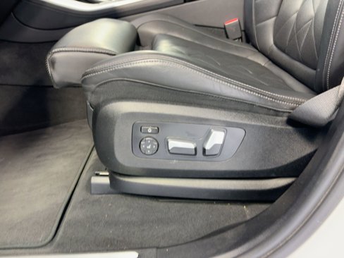 Used 2023 BMW X5 sDrive40i w/ Premium Package image 13