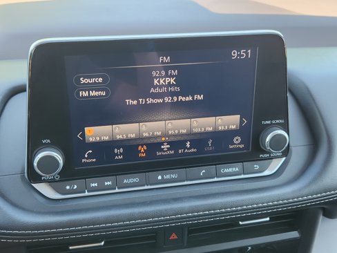 Used 2023 Nissan Rogue SV image 24