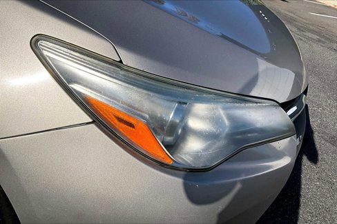 Used 2016 Toyota Camry LE image 27