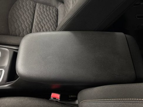 Used 2019 Chevrolet Equinox LT image 50
