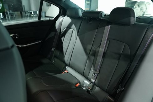 Used 2025 BMW M3 Competition image 28