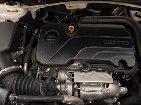 Used 2020 Chevrolet Malibu LT image 24