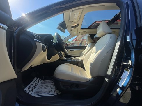 Used 2019 INFINITI QX50 Luxe w/ Cargo Package image 12
