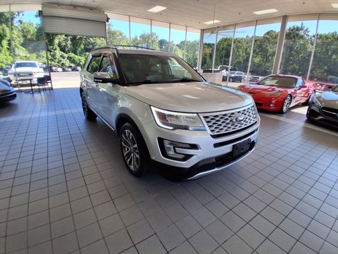 Used 2016 Ford Explorer Platinum image 7